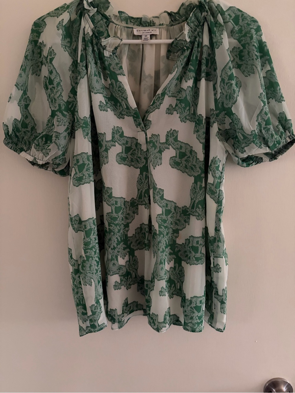 Current Air Green Printed Puff-Sleeve Blouse